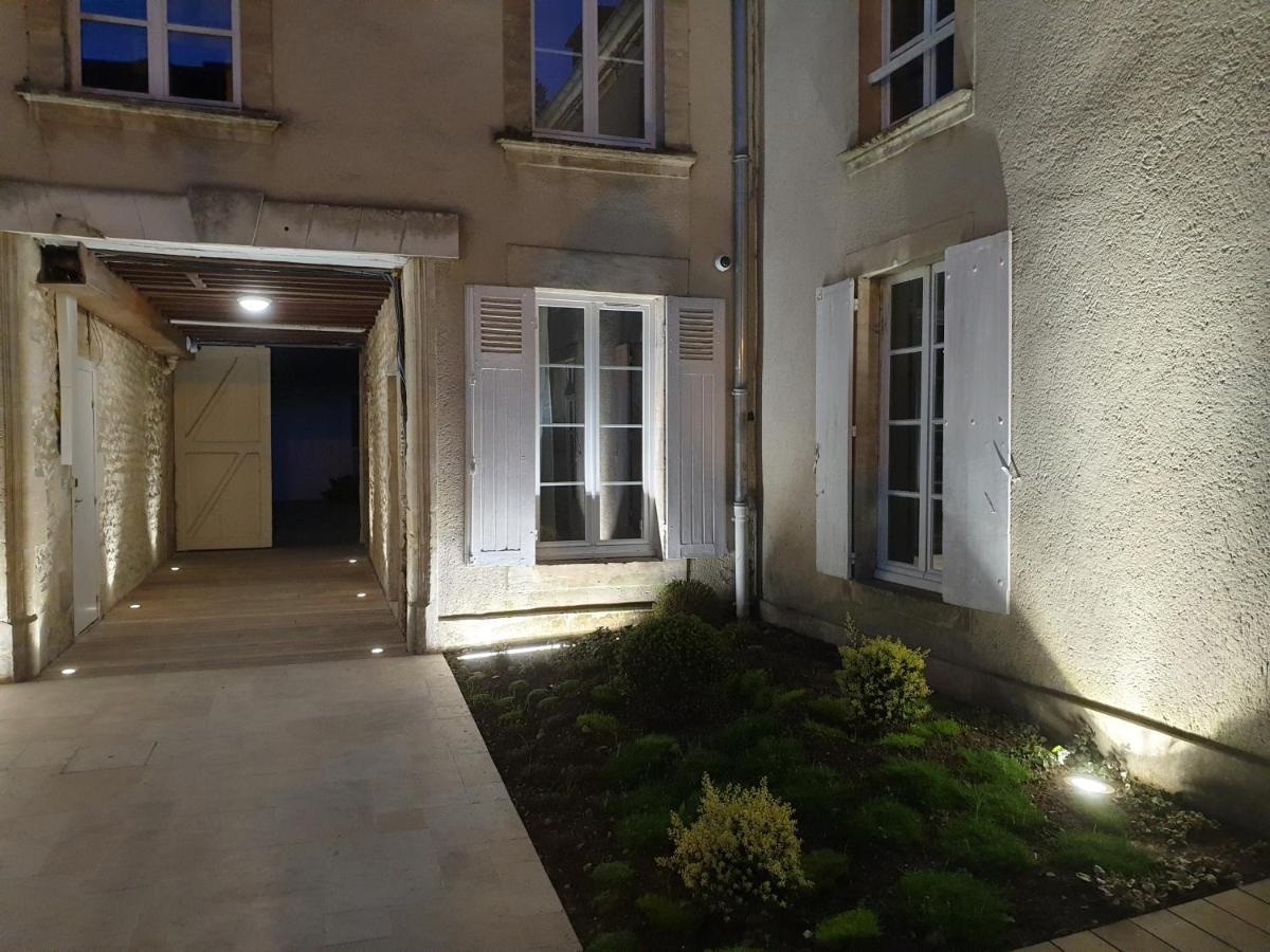 Au Loup Historic Apartments Bayeux Extérieur photo