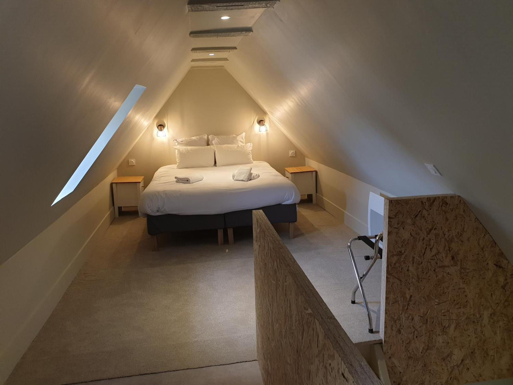 Au Loup Historic Apartments Bayeux Chambre photo
